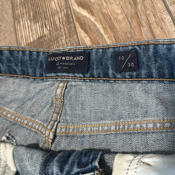 Lucky Brand cut off denim shorts - Picture 3 of 5